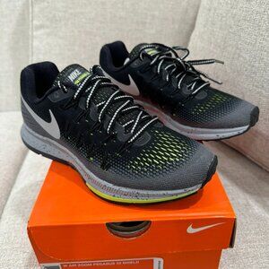 NEW in box Nike Air Zoom Pegasus 33 Shield Size 5.5
